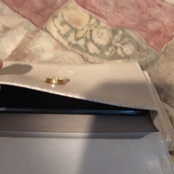 NWT St. John Cream wallet bag on Gold Chain Reptile $395 - Picture 15 of 16